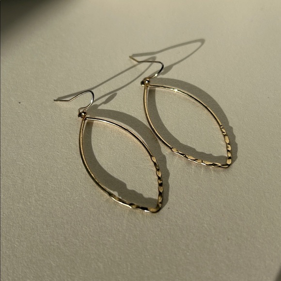 Jewelry - Classic Gold Teardrop Earrings
